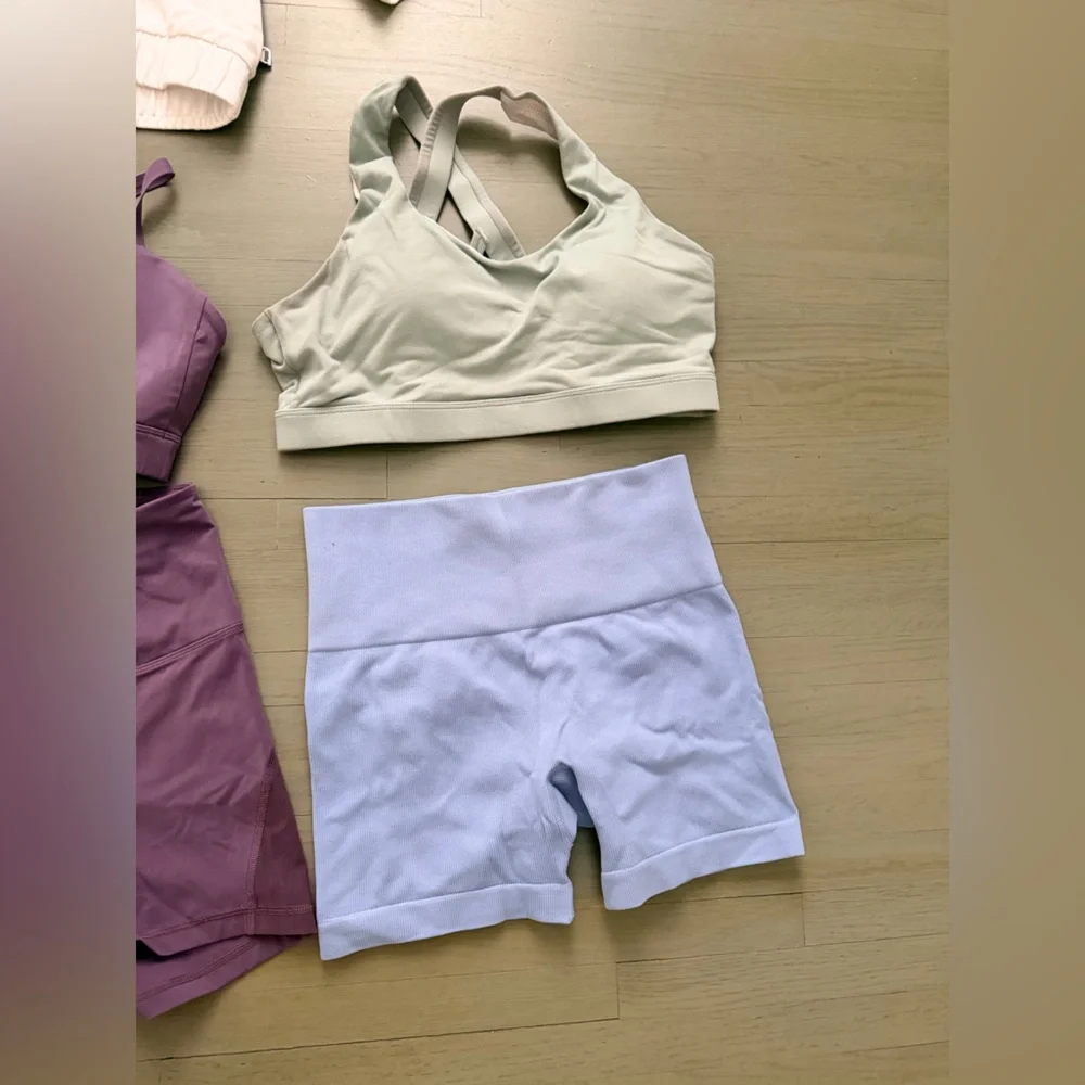 Three Sets of Stylish Activewear Biker Shorts and Sports Bras with Hoodie - Picture 5 of 16